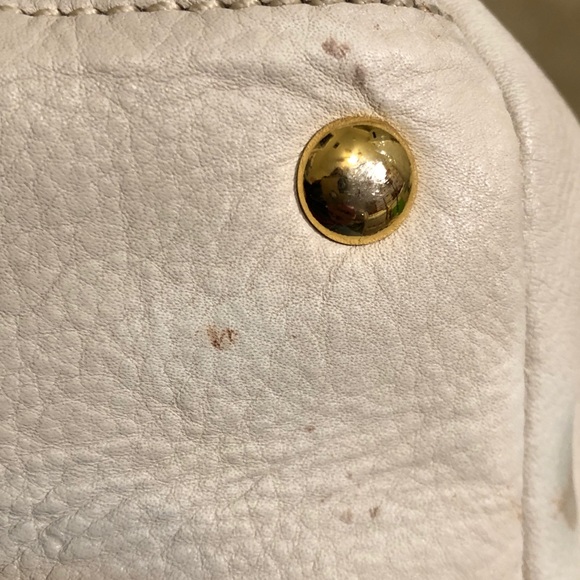 Michael Kors Pebbled Leather Jet Set Tote Bag - Picture 15 of 16